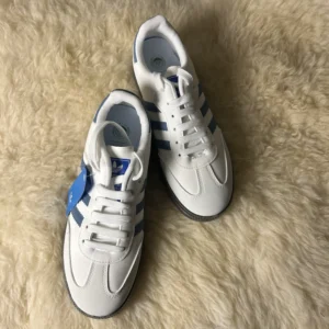 Samba Premium (Blue)